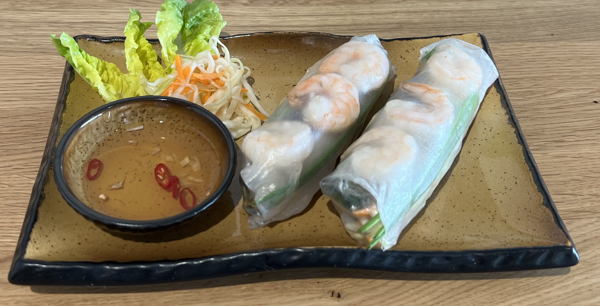 Nem cuon tom thit / čerstvé závitky s krevetami